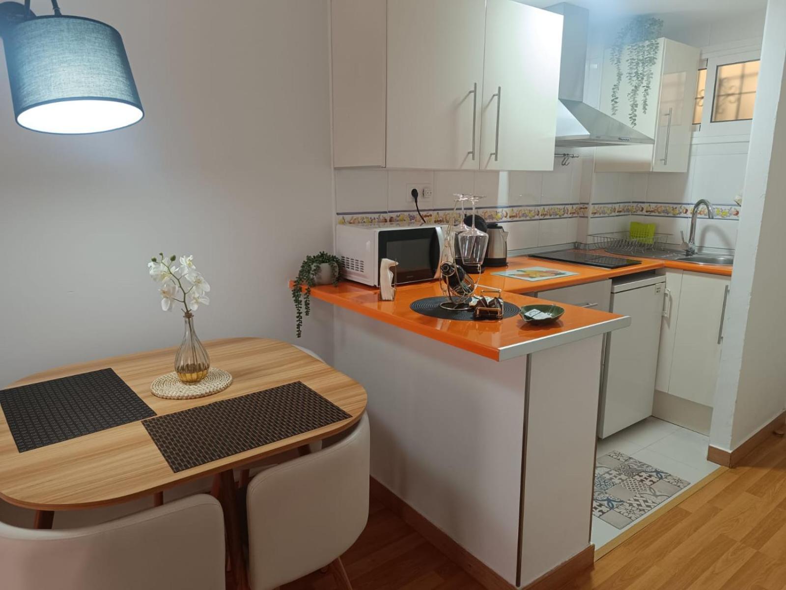 Nelvir Apartamento Benalmádena